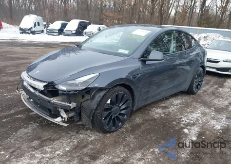 2022 Tesla Model Y Performance Dual Motor All-Wheel Drive z USA, uszkodzony, nr VIN 7SAYGDEF5NF380614